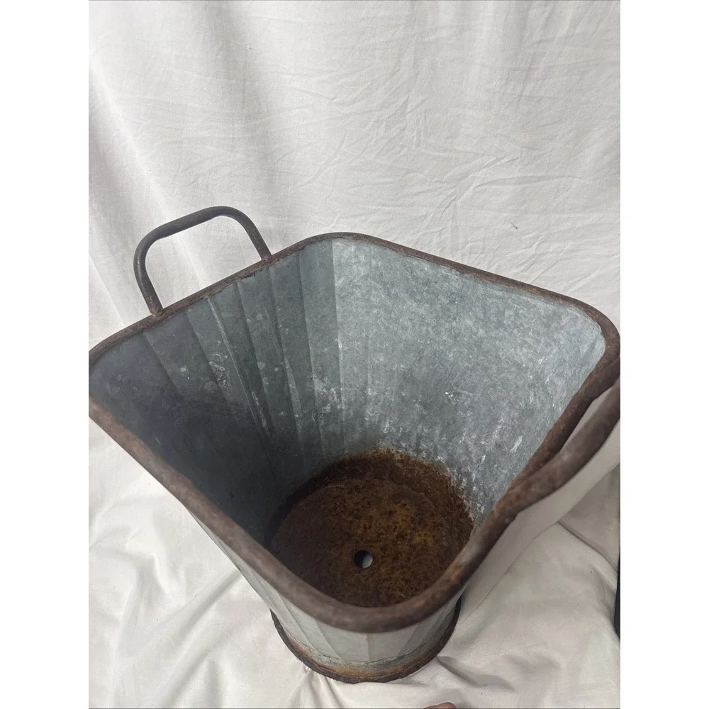 Vtg Galvanized Fluted Coal Flower Bin Garden Planter 13
